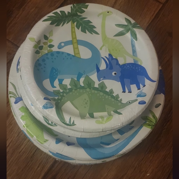 DINOSAUR PARTY SUPPLIES - Picture 5 of 6